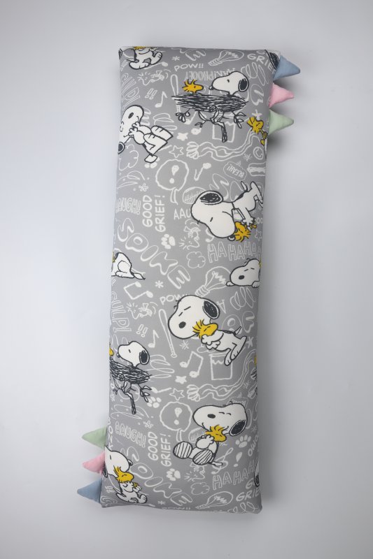 三角旗安撫抱枕/史努比聯名款/抱抱史努比(滿版)（預購）