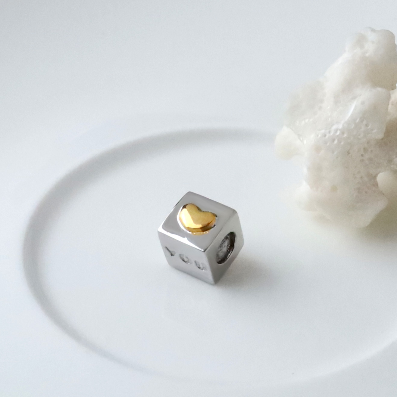 情侶對墜小盒子墜子情侶對鍊鈦鋼醫療鋼西德鋼黃色愛心立方